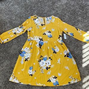 NWT Old Navy Floral yellow dress full sleeves size medium m